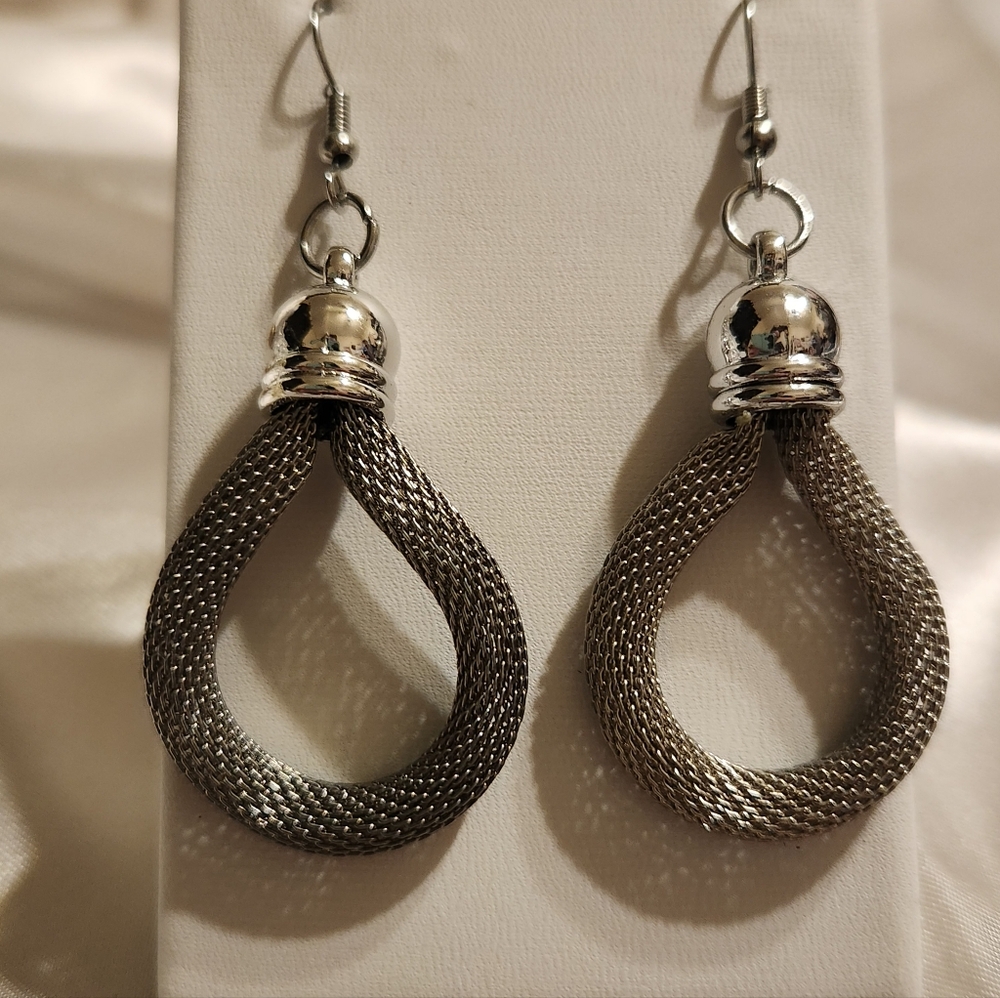 Silver Braided Necklace | Vintage | Y2K - Picture 4 of 5
